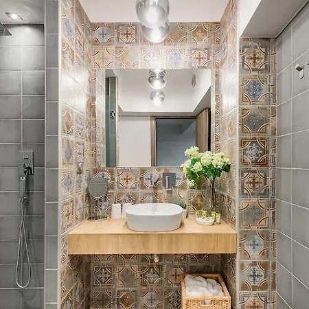 公寓 Luxury 2-bath Family Metro 1 Minute *
